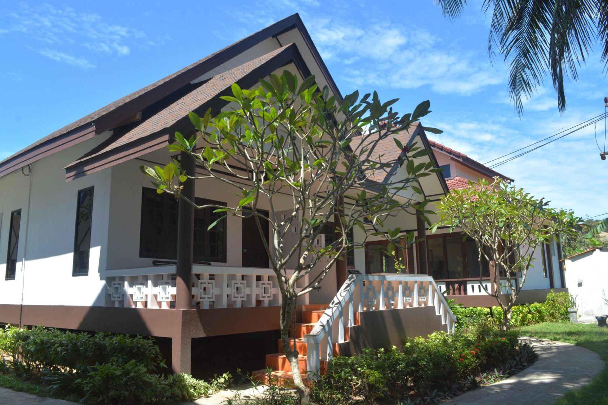 Lanta Il Mare Beach Resort Koh Lanta Exterior photo