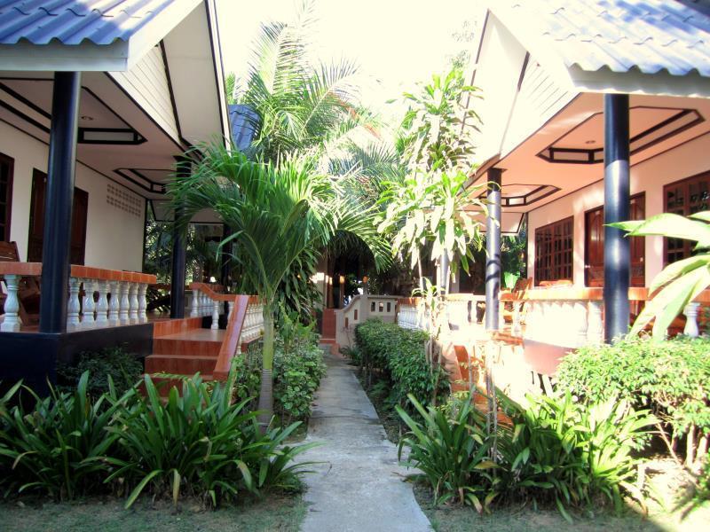 Lanta Il Mare Beach Resort Koh Lanta Exterior photo